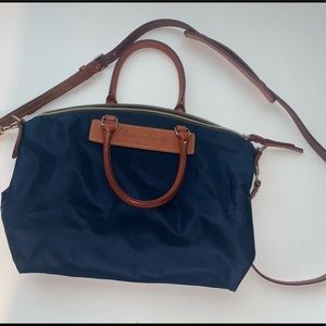 Dooney and Bourke medium crossbody bag